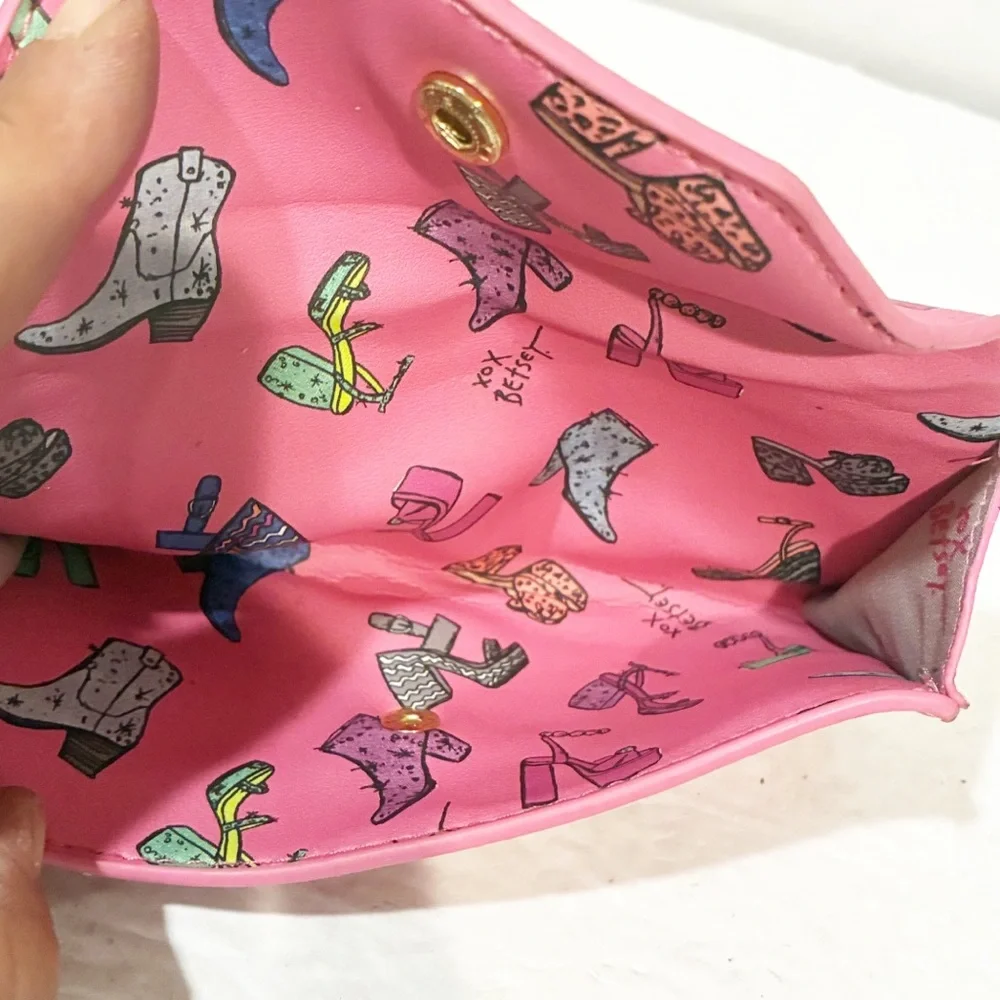 Betsey Johnson betsey johnson
